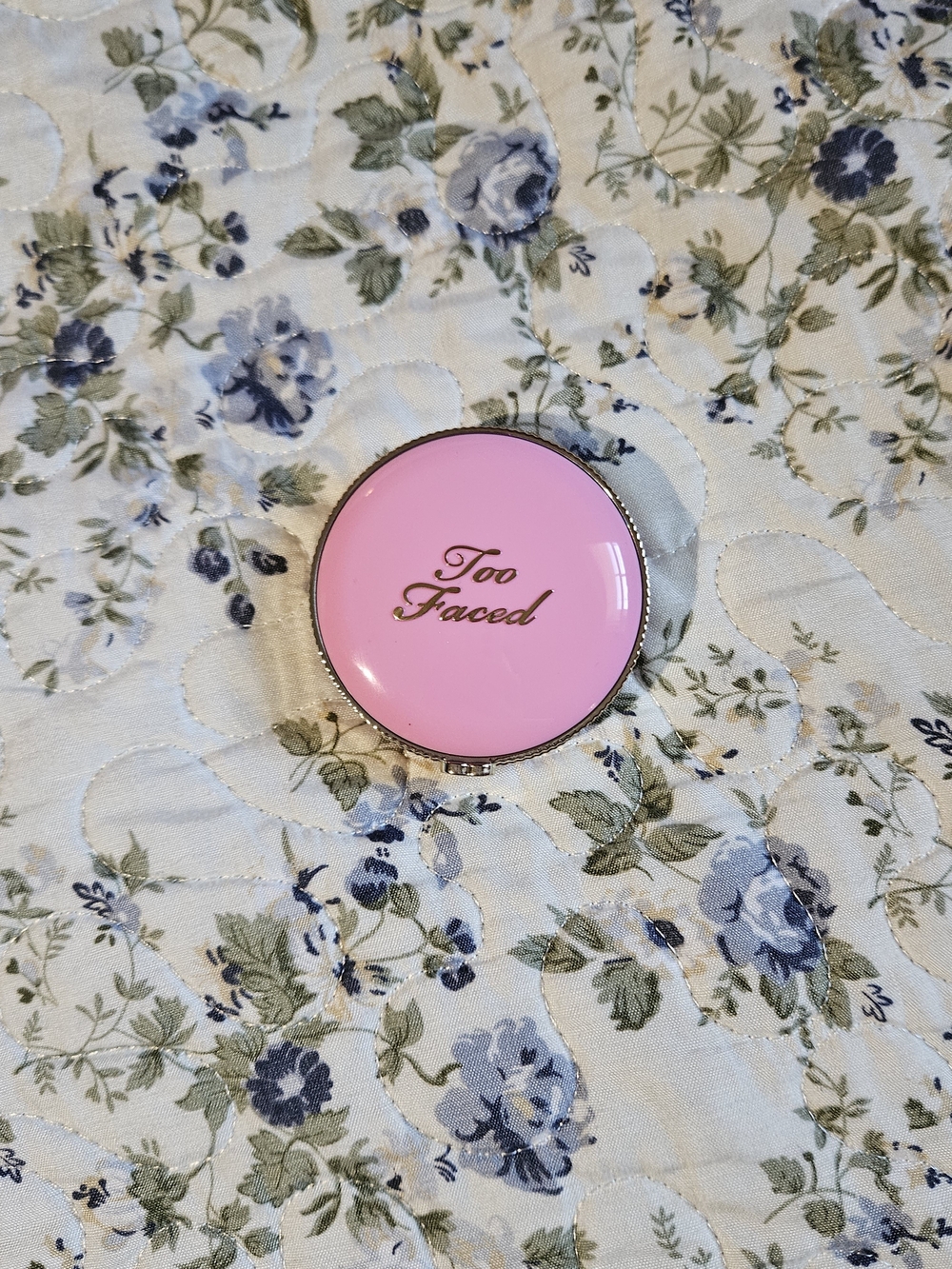 Too faced candy clouds blush